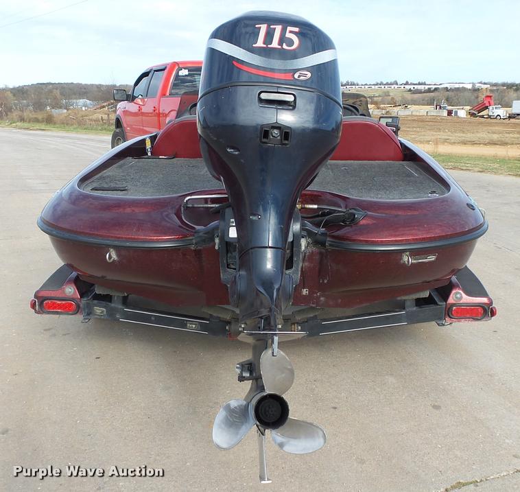 image for item BM9576 1999 Ranger R73 boat