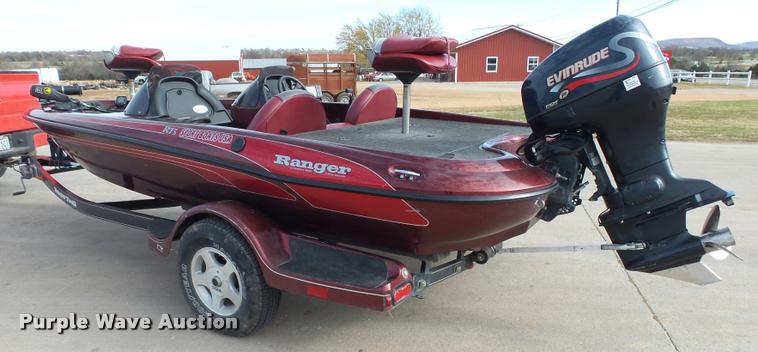 image for item BM9576 1999 Ranger R73 boat