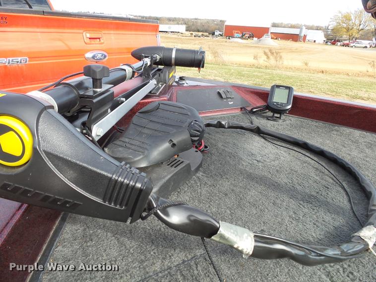 image for item BM9576 1999 Ranger R73 boat