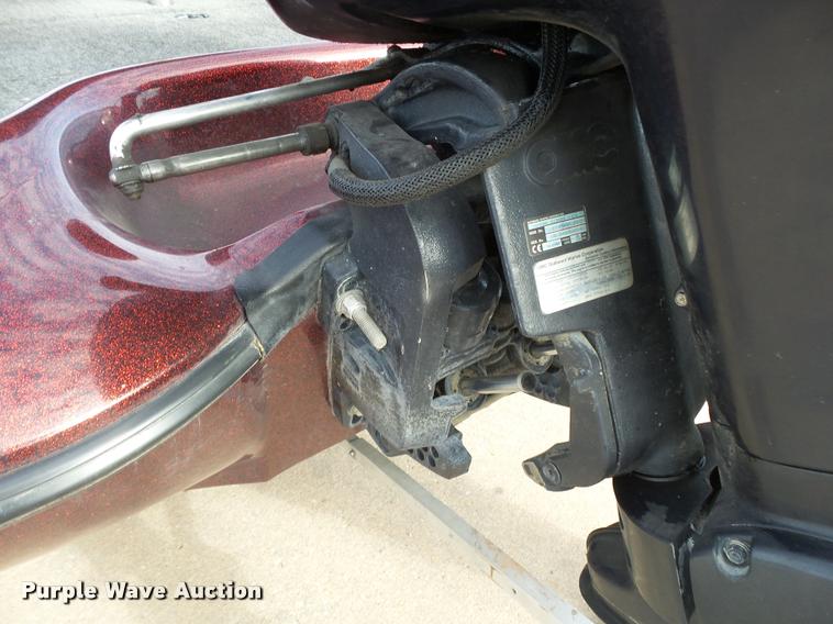 image for item BM9576 1999 Ranger R73 boat