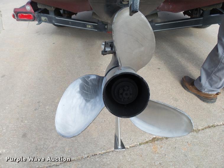 image for item BM9576 1999 Ranger R73 boat