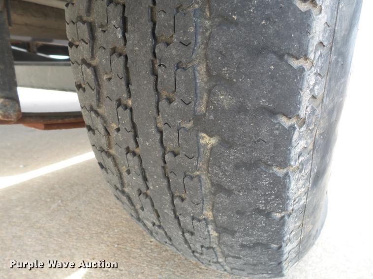 image for item BM9576 1999 Ranger R73 boat