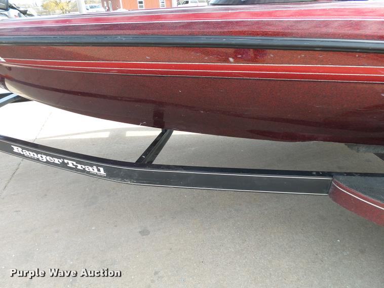 image for item BM9576 1999 Ranger R73 boat