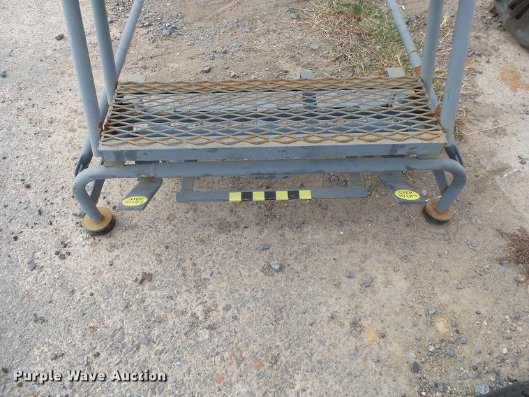 image for item BM9605 Ballymore step ladder