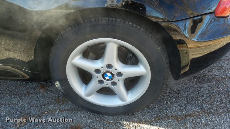 image for item BU9107 1998 BMW Z3 convertible