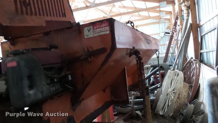 image for item BU9127 Swenson v-box spreader