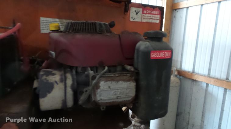 image for item BU9127 Swenson v-box spreader