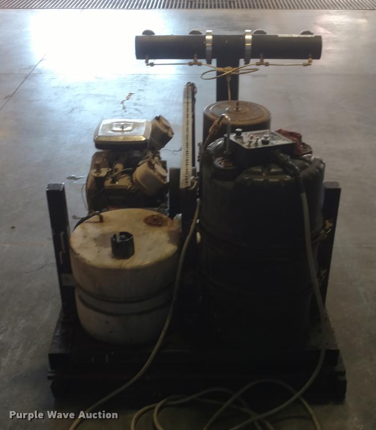 image for item BU9849 Dyna-Fog Cyclotronic fog machine