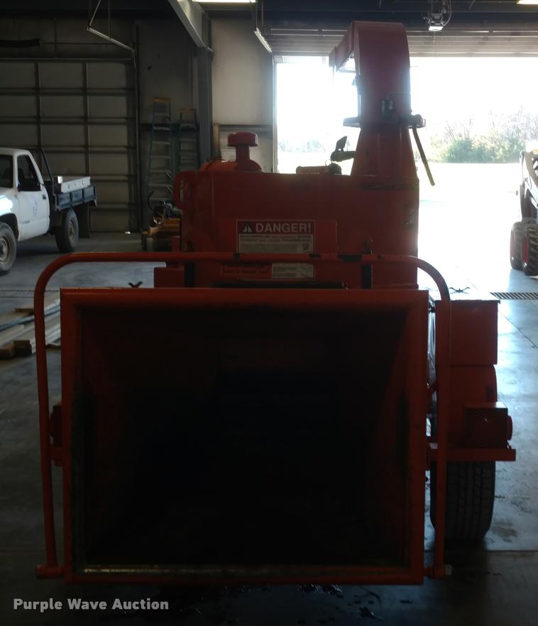 image for item BU9850 1990 Brush Bandit 200 wood chipper