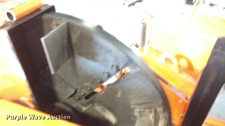 image for item BU9850 1990 Brush Bandit 200 wood chipper