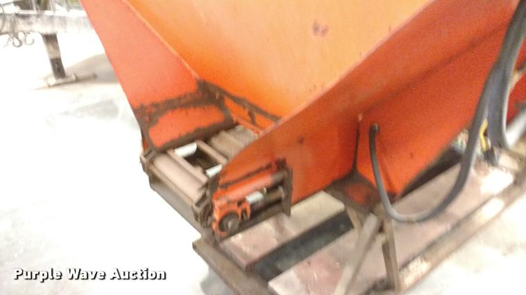 image for item BU9851 Air Flo spreader