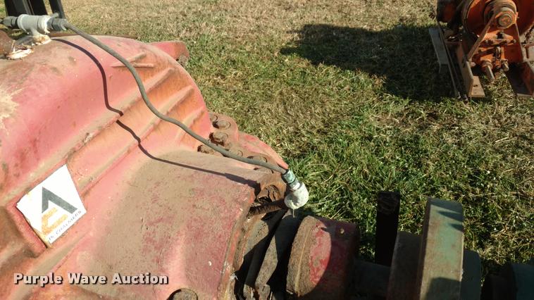 image for item BU9868 Allis Chalmers water pump