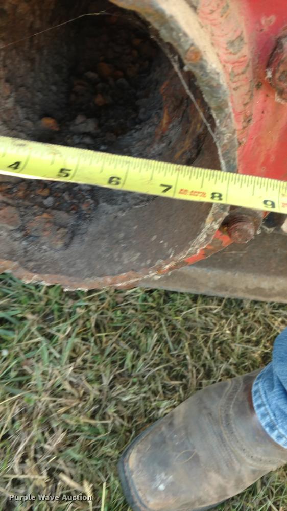 image for item BU9868 Allis Chalmers water pump