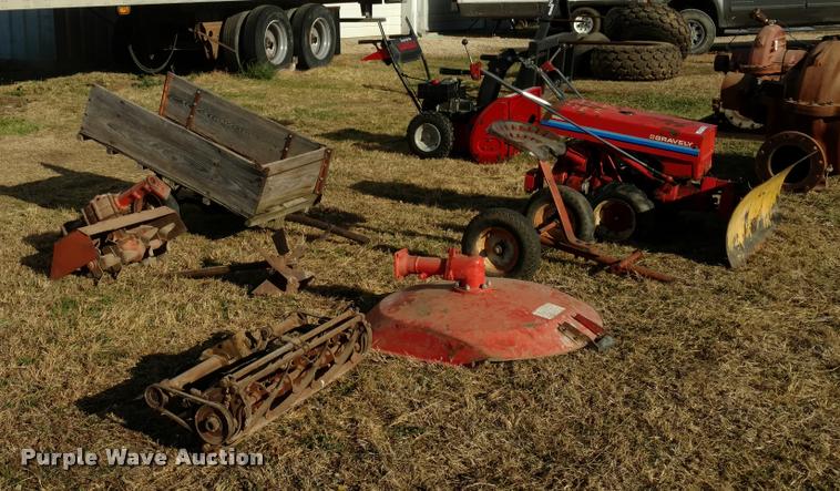 image for item BU9870 Gravely 5260 lawn mower