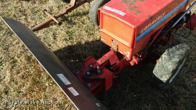 image for item BU9870 Gravely 5260 lawn mower