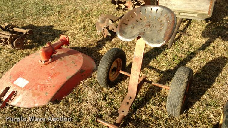 image for item BU9870 Gravely 5260 lawn mower