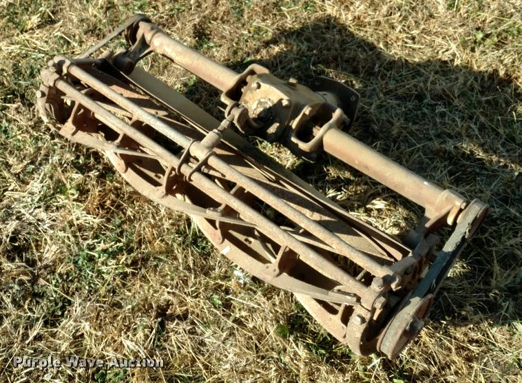 image for item BU9870 Gravely 5260 lawn mower