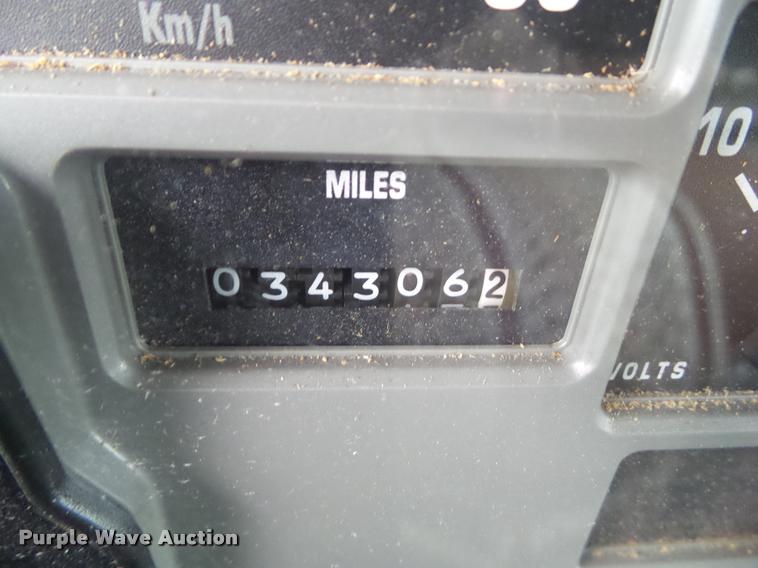 image for item BZ9951 1995 International 4700 bucket truck