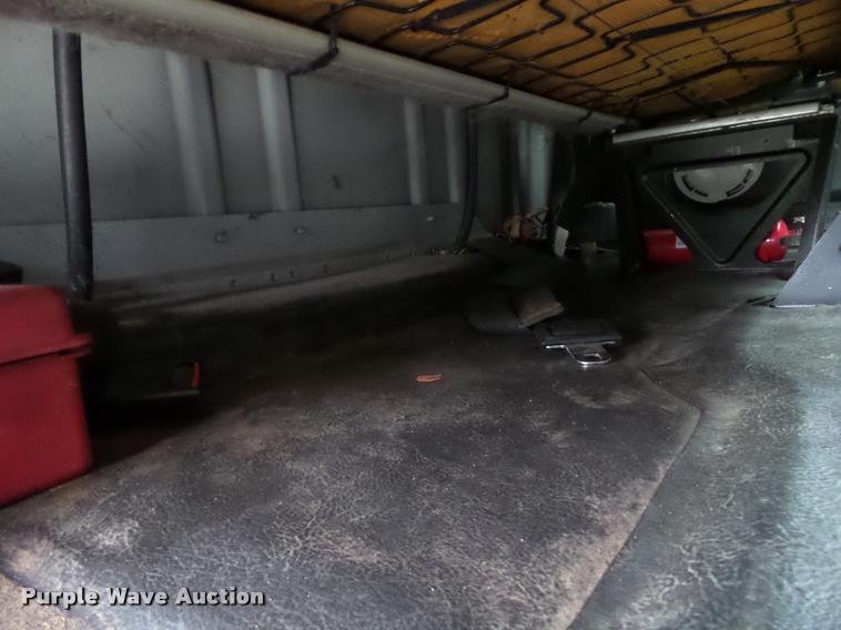 image for item BZ9951 1995 International 4700 bucket truck