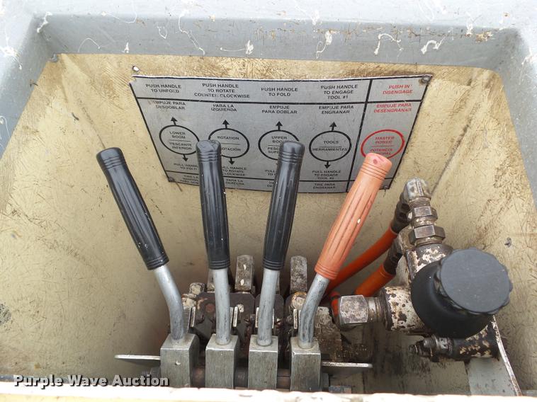 image for item BZ9951 1995 International 4700 bucket truck