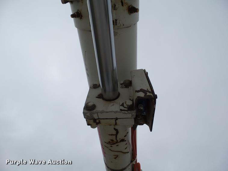 image for item BZ9951 1995 International 4700 bucket truck