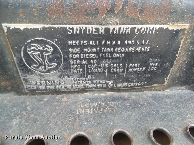 image for item BZ9951 1995 International 4700 bucket truck