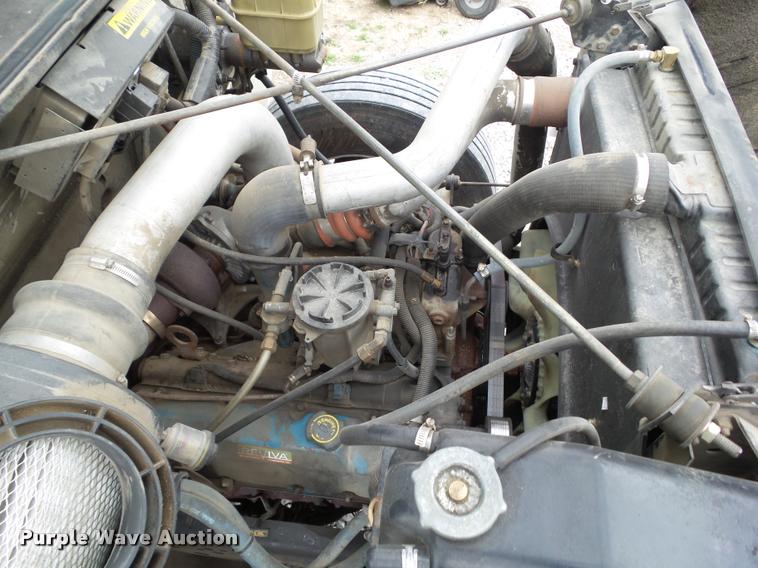 image for item BZ9951 1995 International 4700 bucket truck