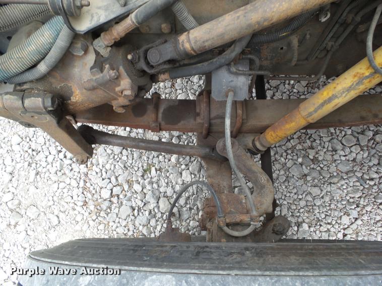 image for item BZ9951 1995 International 4700 bucket truck