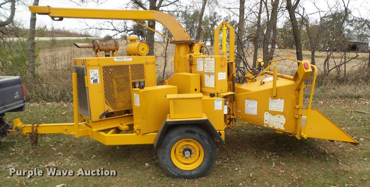 image for item BZ9952 1995 Brush Bandit 250 chipper