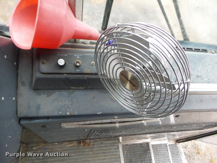 image for item BZ9953 1986 MCI 102A3 bus