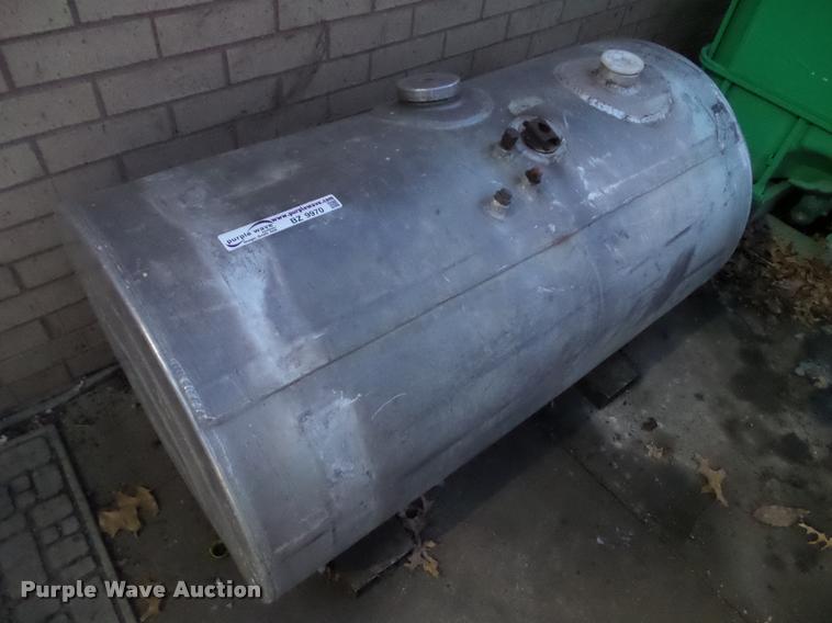 image for item BZ9970 Fuel tank