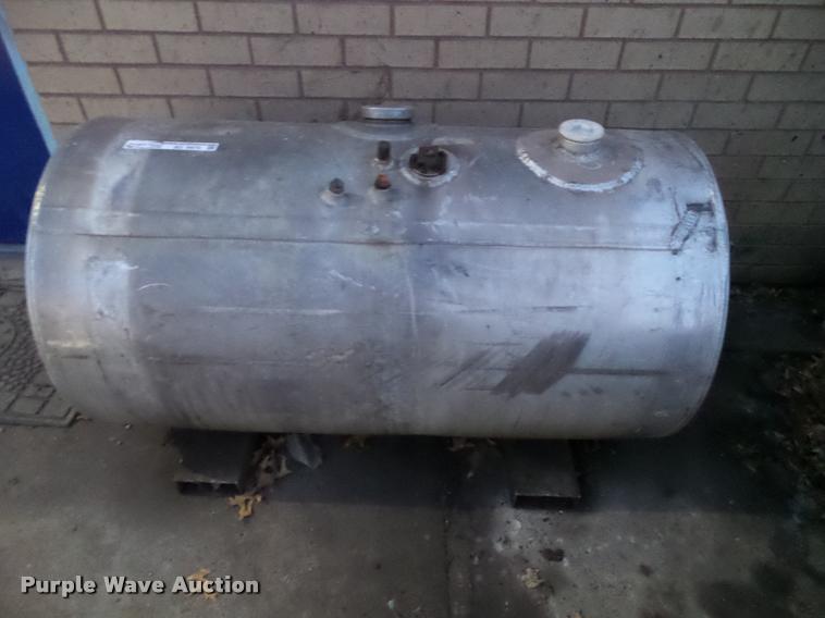 image for item BZ9970 Fuel tank
