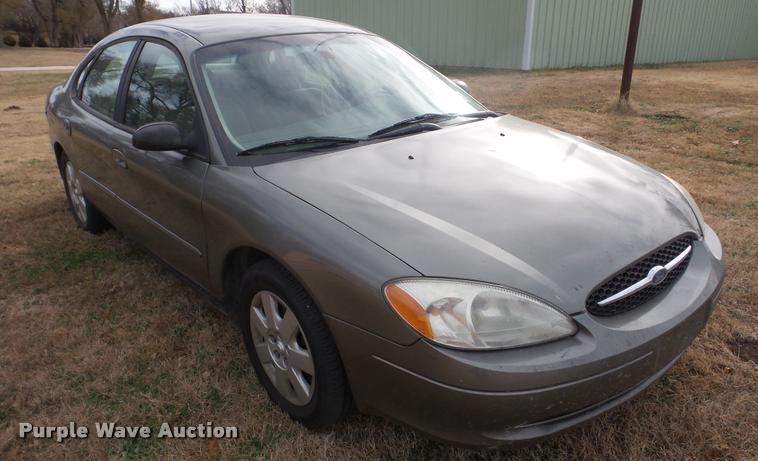 image for item DA2112 2002 Ford Taurus