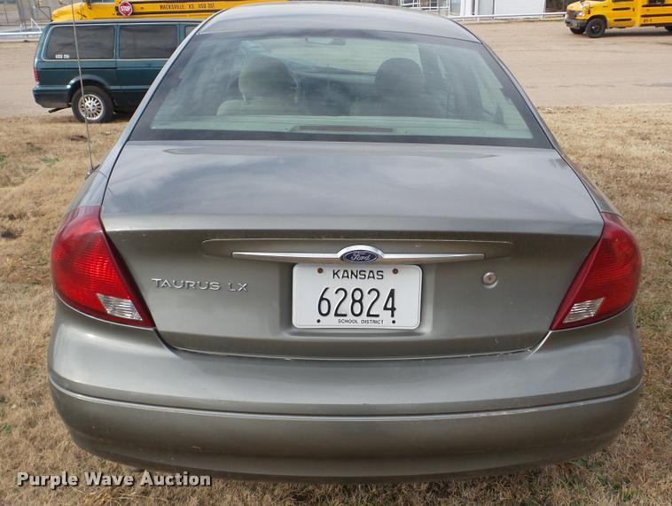 image for item DA2112 2002 Ford Taurus