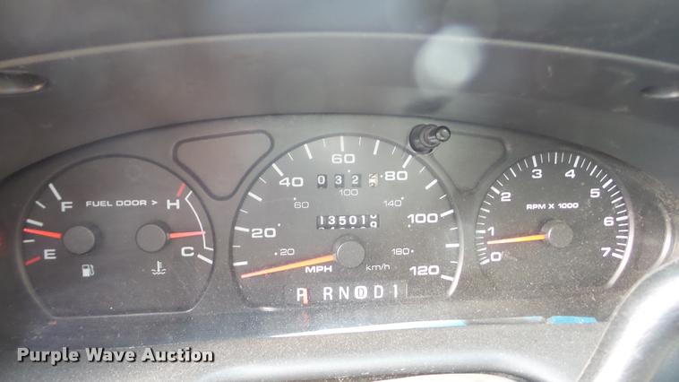 image for item DA2112 2002 Ford Taurus