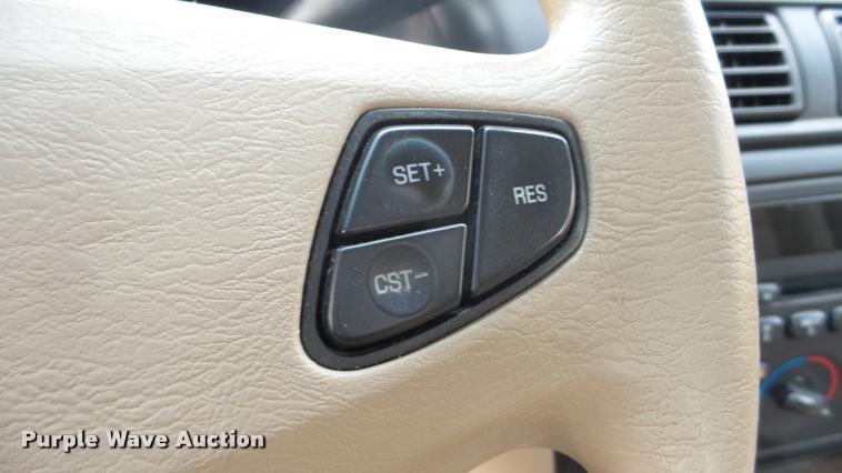 image for item DA2112 2002 Ford Taurus