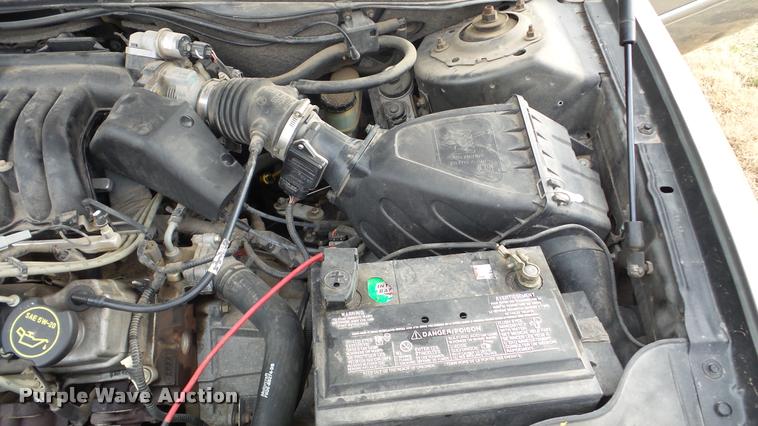 image for item DA2112 2002 Ford Taurus
