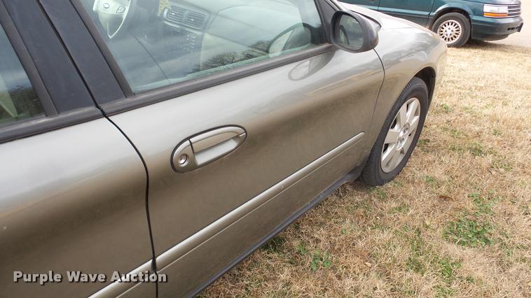 image for item DA2112 2002 Ford Taurus