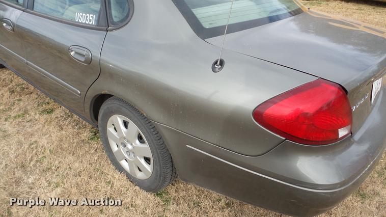 image for item DA2112 2002 Ford Taurus