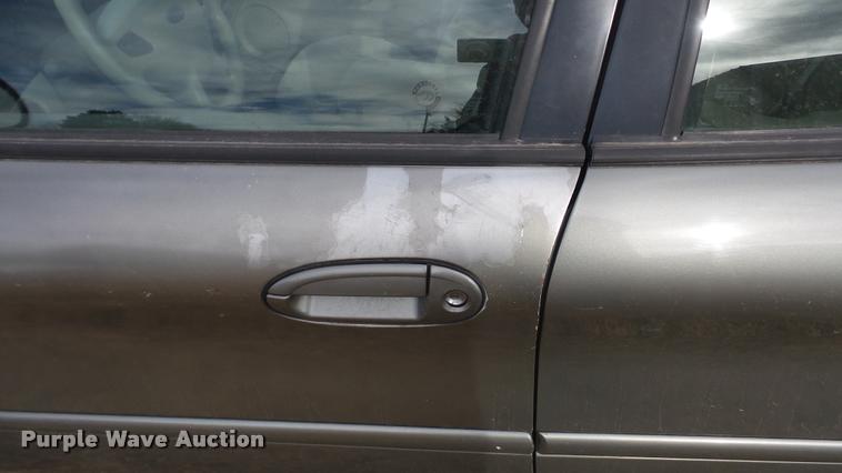 image for item DA2112 2002 Ford Taurus