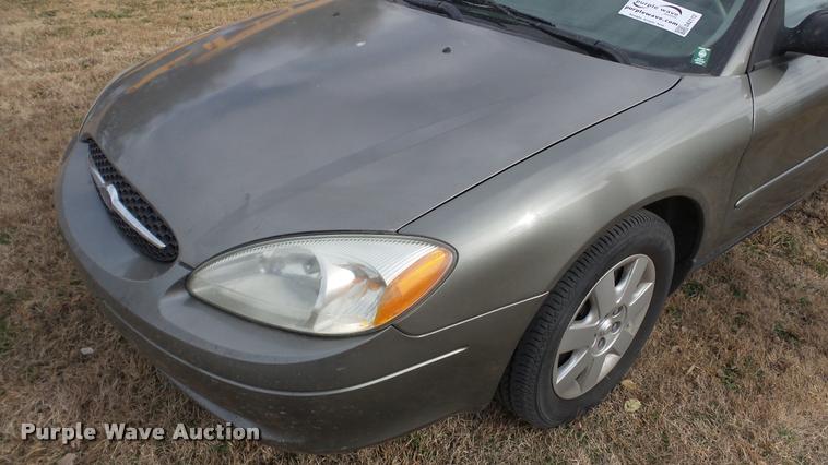 image for item DA2112 2002 Ford Taurus