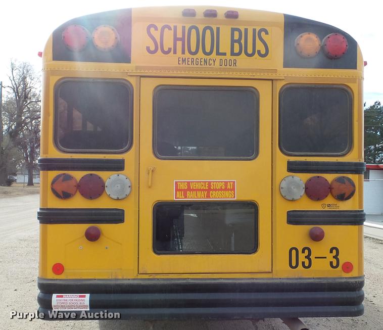 image for item DA2114 2004 International CE school bus