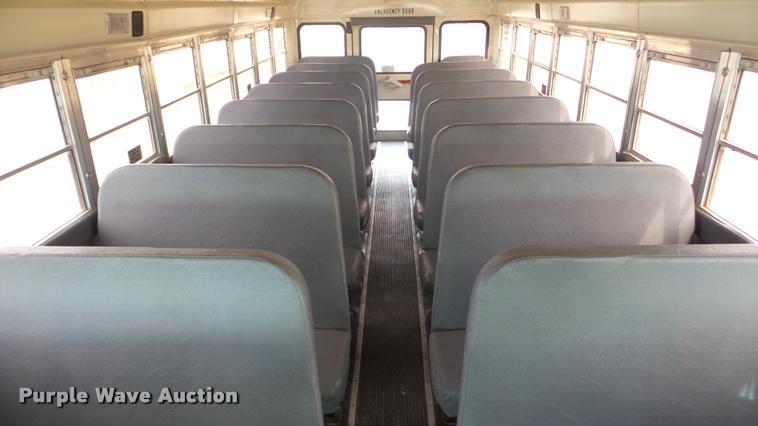 image for item DA2114 2004 International CE school bus