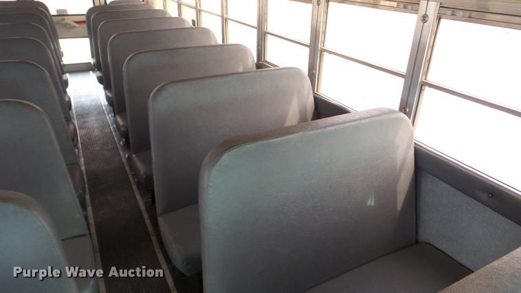 image for item DA2114 2004 International CE school bus