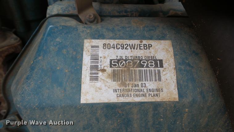 image for item DA2114 2004 International CE school bus