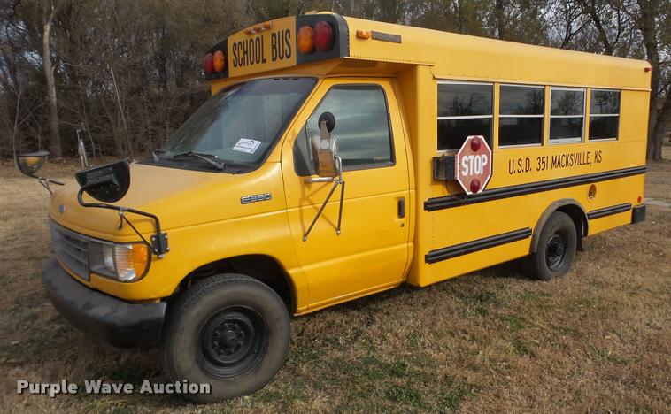 image for item DA2115 1993 Ford Econoline E350 school bus