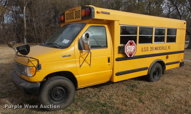 image for item DA2115 1993 Ford Econoline E350 school bus