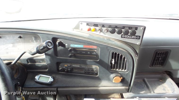 image for item DA2115 1993 Ford Econoline E350 school bus