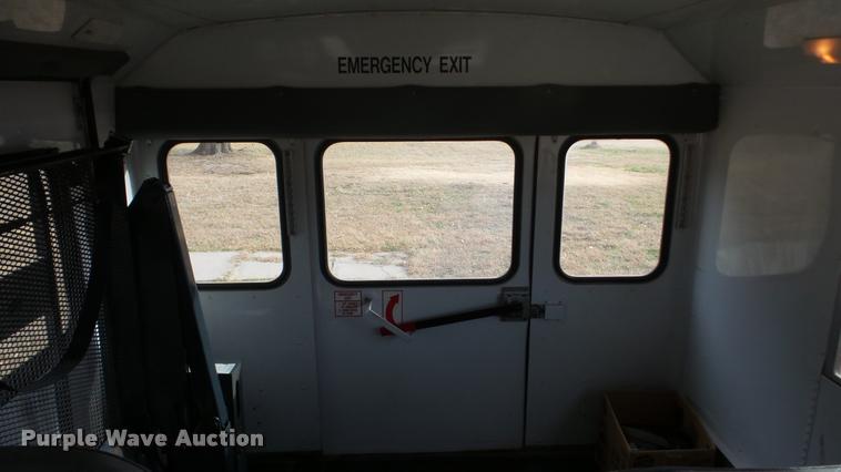 image for item DA2115 1993 Ford Econoline E350 school bus