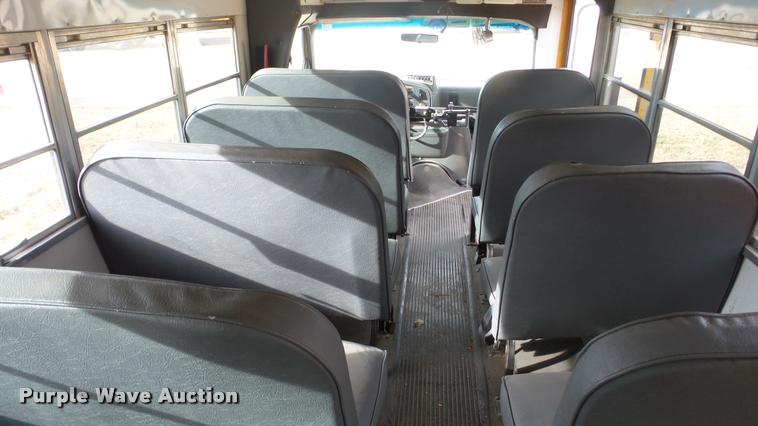 image for item DA2115 1993 Ford Econoline E350 school bus